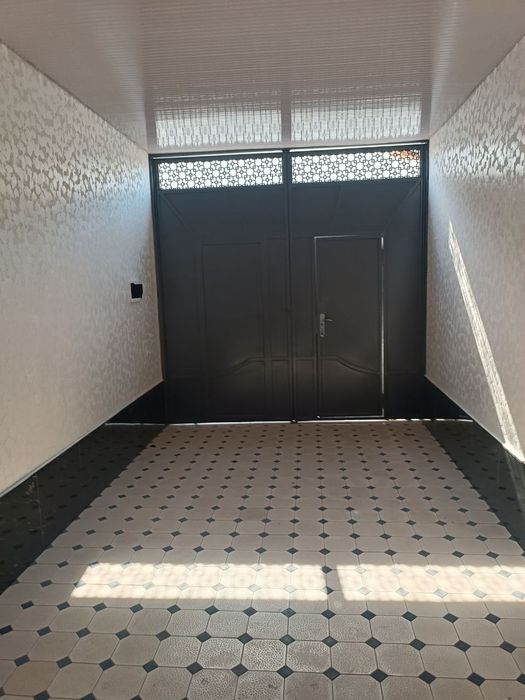 Xonobod 1 sotix 4 xona Tayyor remont Uglavoy joylashgan