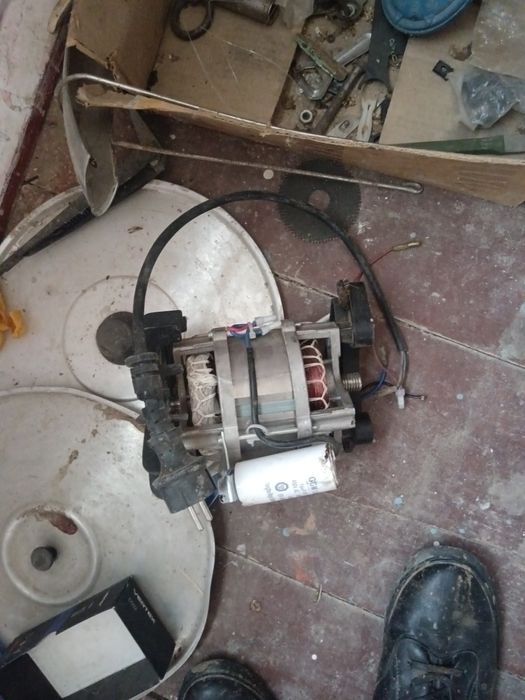 Движок, генератор мешалки