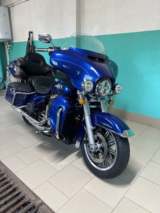Harley Davidson Electra glide(street glide) sau schimb cu pan america