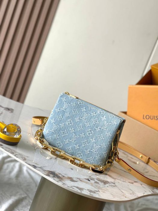 Geanta Louis Vuitton Coussin BB