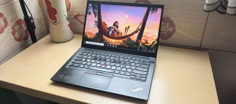 Laptop Lenovo ThinkPad E14--i5 1235U/Gen 12_24GB DDR4_512GB SSD_14"IPS