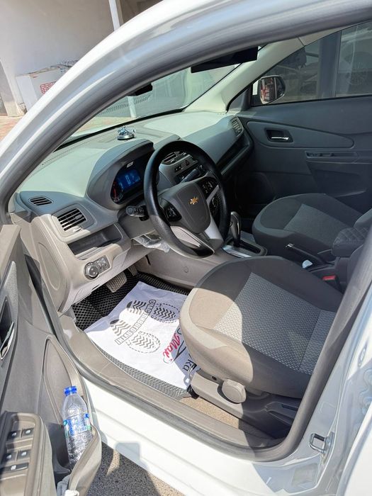 Chevrolet cobalt 2024