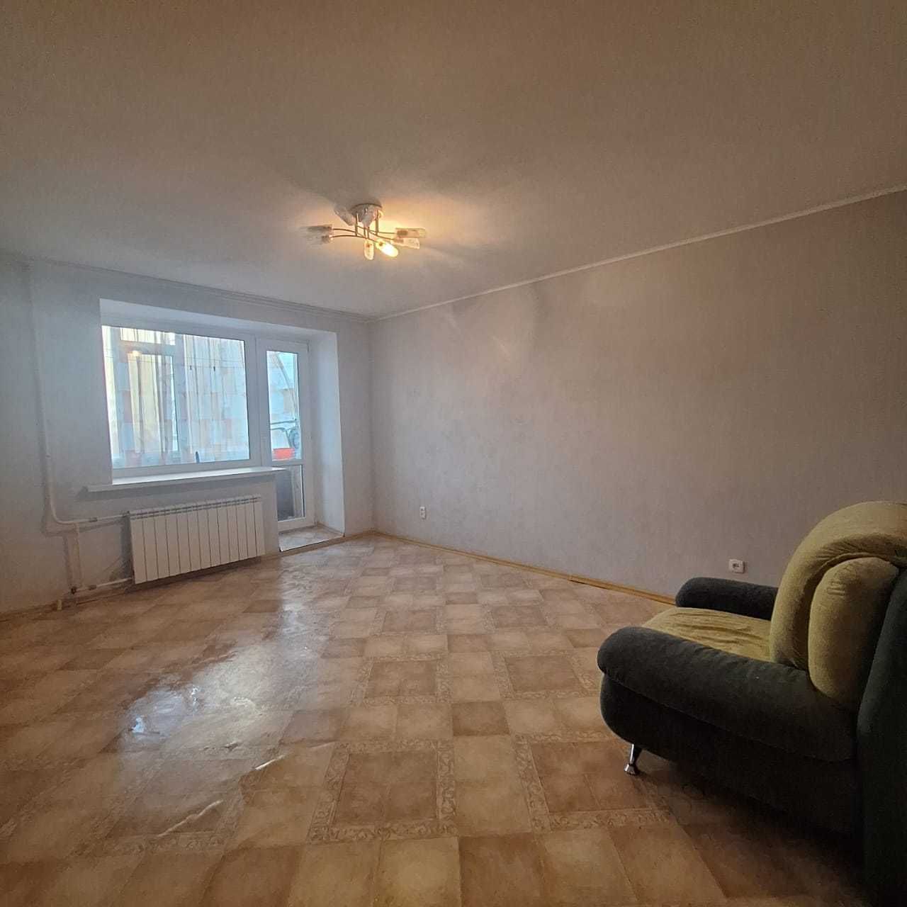 Центр, улучшенная 3-комн. квартира, 60м², 2/5 этаж.