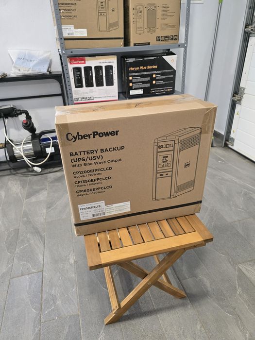 UPS CyberPower CP1600EPFCLCD - 1600VA / 1000W, Sinus Pur, ca nou