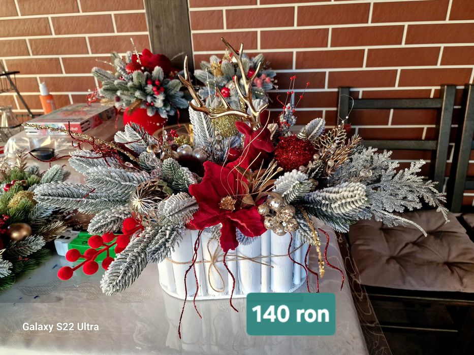 Aranjamente de Crăciun realizate manual