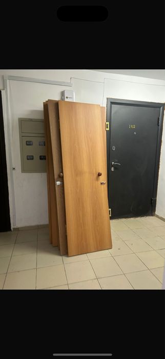 Двери 6 штук. Межкомнатные