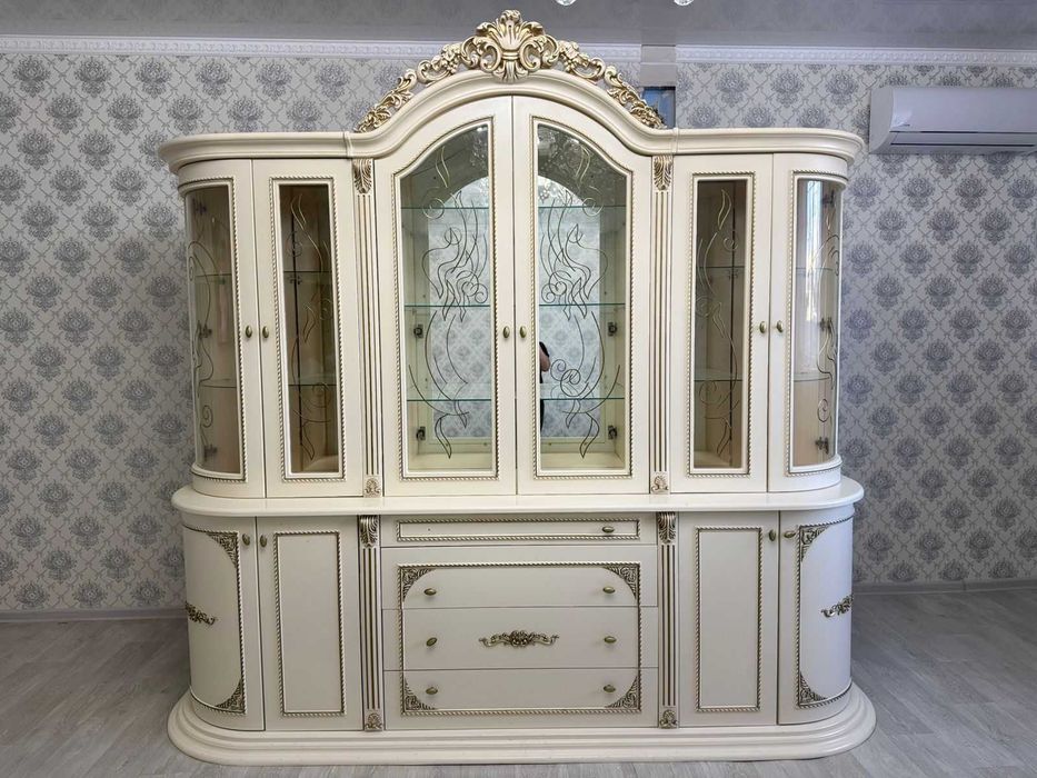 Сервант Динара, размер 240х210х60см