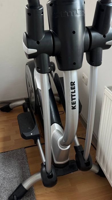 Crosstrainer eliptic Kettler Verso 300 Baseline – aparat fitness