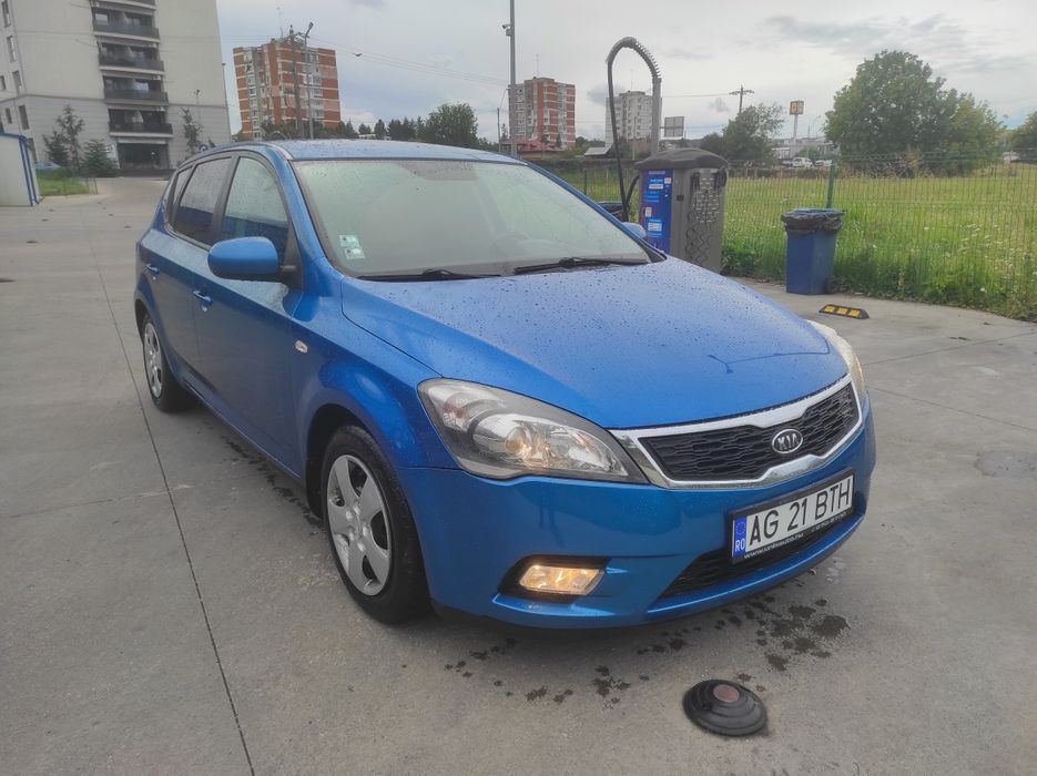 Vând/schimb KIA ceed facelift 2010 1.4 benzina