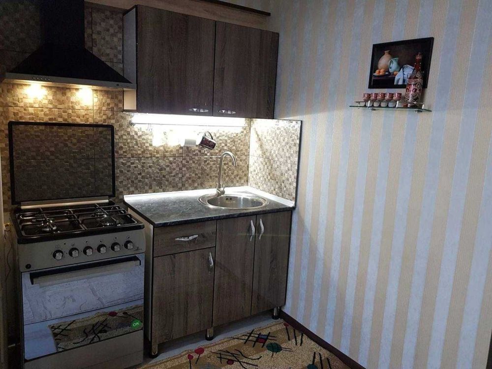 ПРОДАЁТСЯ КВАРТИРА 2/4/4  на Ц-5  Ор-р: Gentleman’s Pub метро Минор