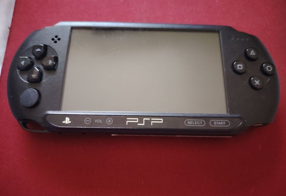 Consola PSP e1004