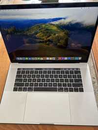 Macbook Pro,15 inch,2018,16 gb Ram