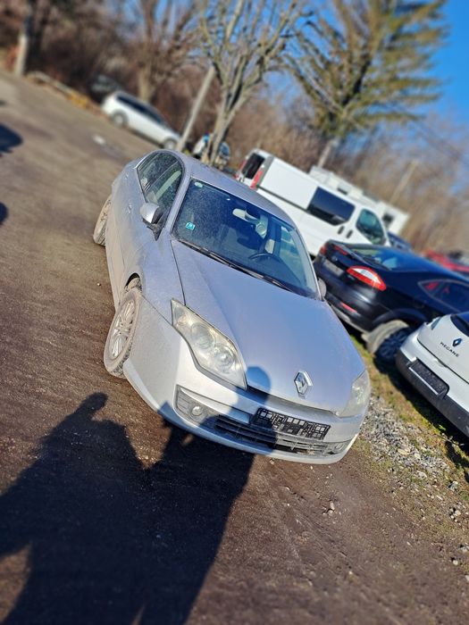 Dezmembrez Renault Laguna 3  2.0dci cod motor M9RP8