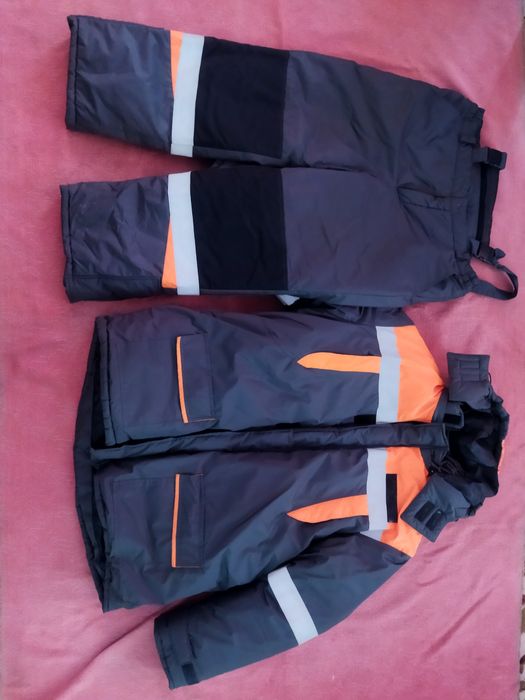 Комбинезон зимний размер 120-124,.рост 182-188