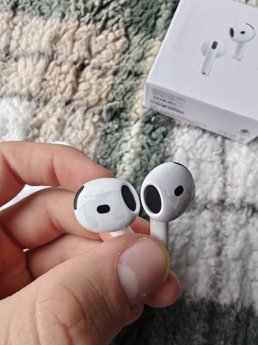 Apple Airpods 4-то поколение