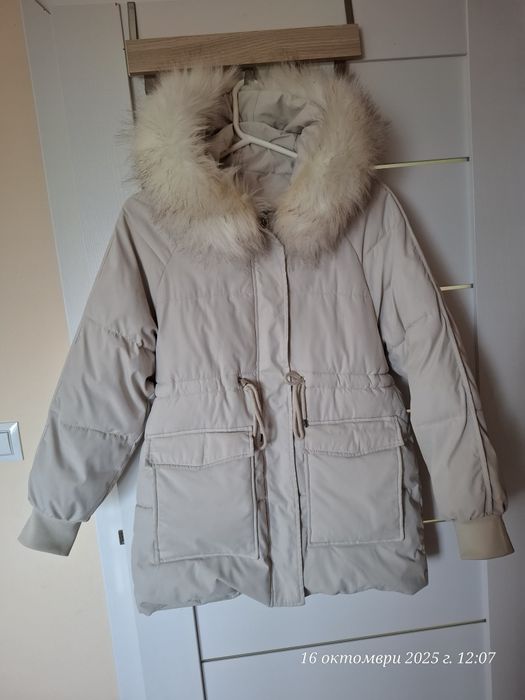 Зимно яке с качулка
