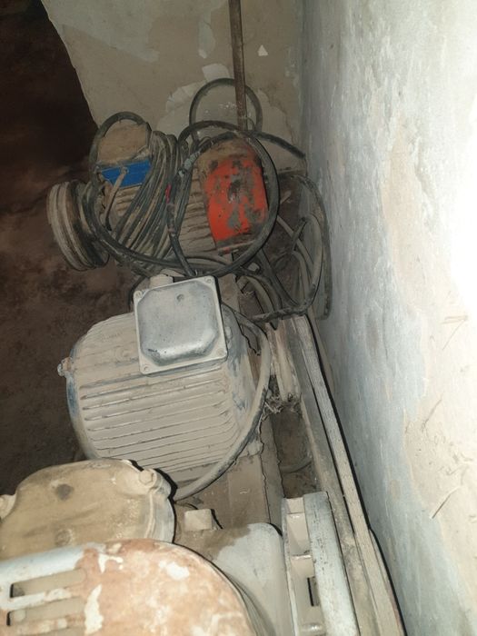 Kapresor 500lik srochna sotiladi