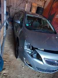 De vanzare opel astra j