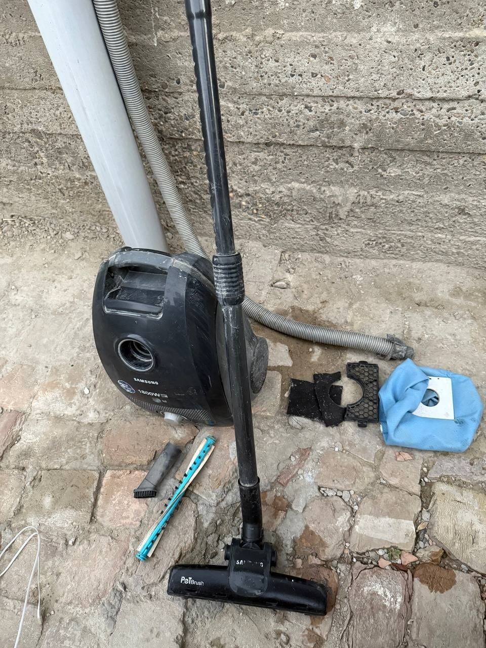 Продаётся Пелисос Samsung 1800W мотор не работает