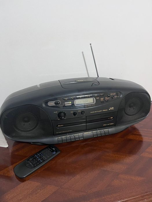 Boombox, Casetofon Jvc