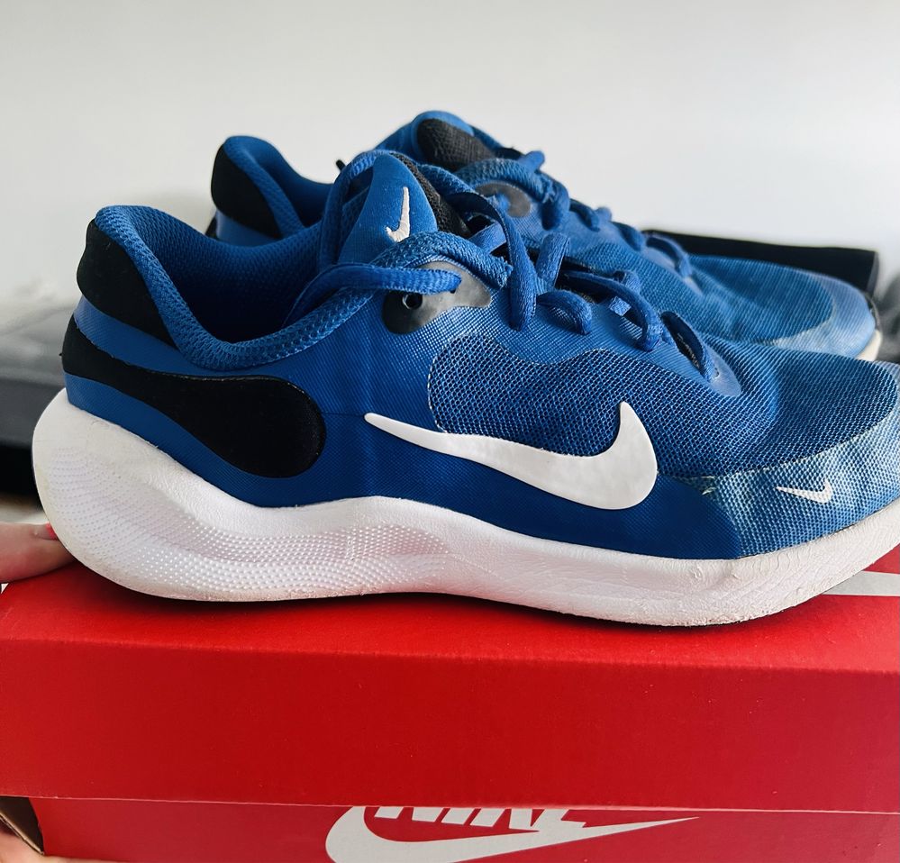 Маратонки Nike
