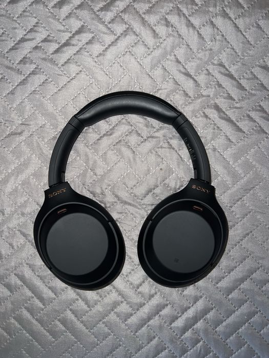 Sony WH-1000XM4 с 2 год. гаранция