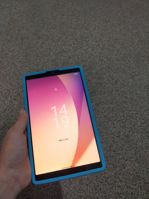 Tabletă Lenovo ca noua, folosită extrem de puțin