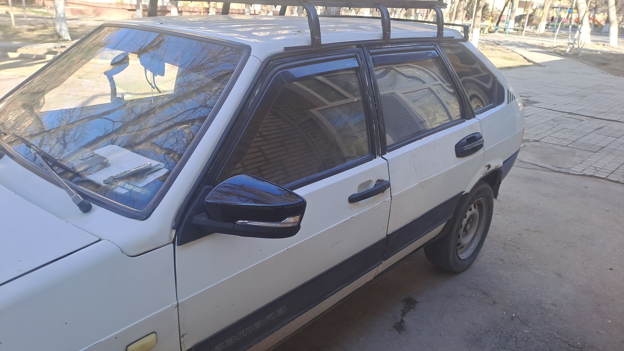 Автомобиль 2109 Самара Лада
