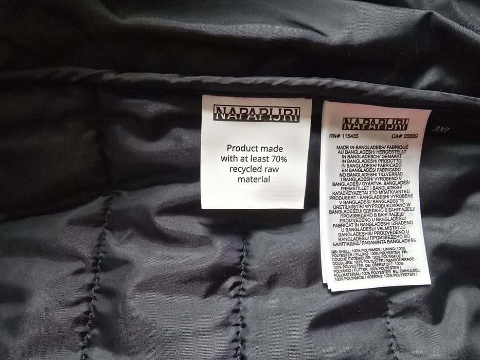 Geacă NAPAPIJRI nouă