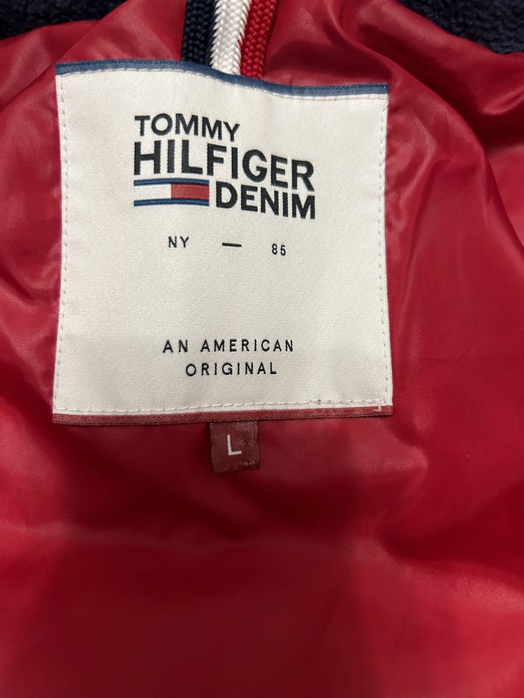 Дамско яке Tommy Hilfiger размер М/L