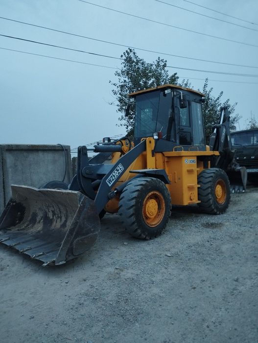 Пагрузчик экскаватор