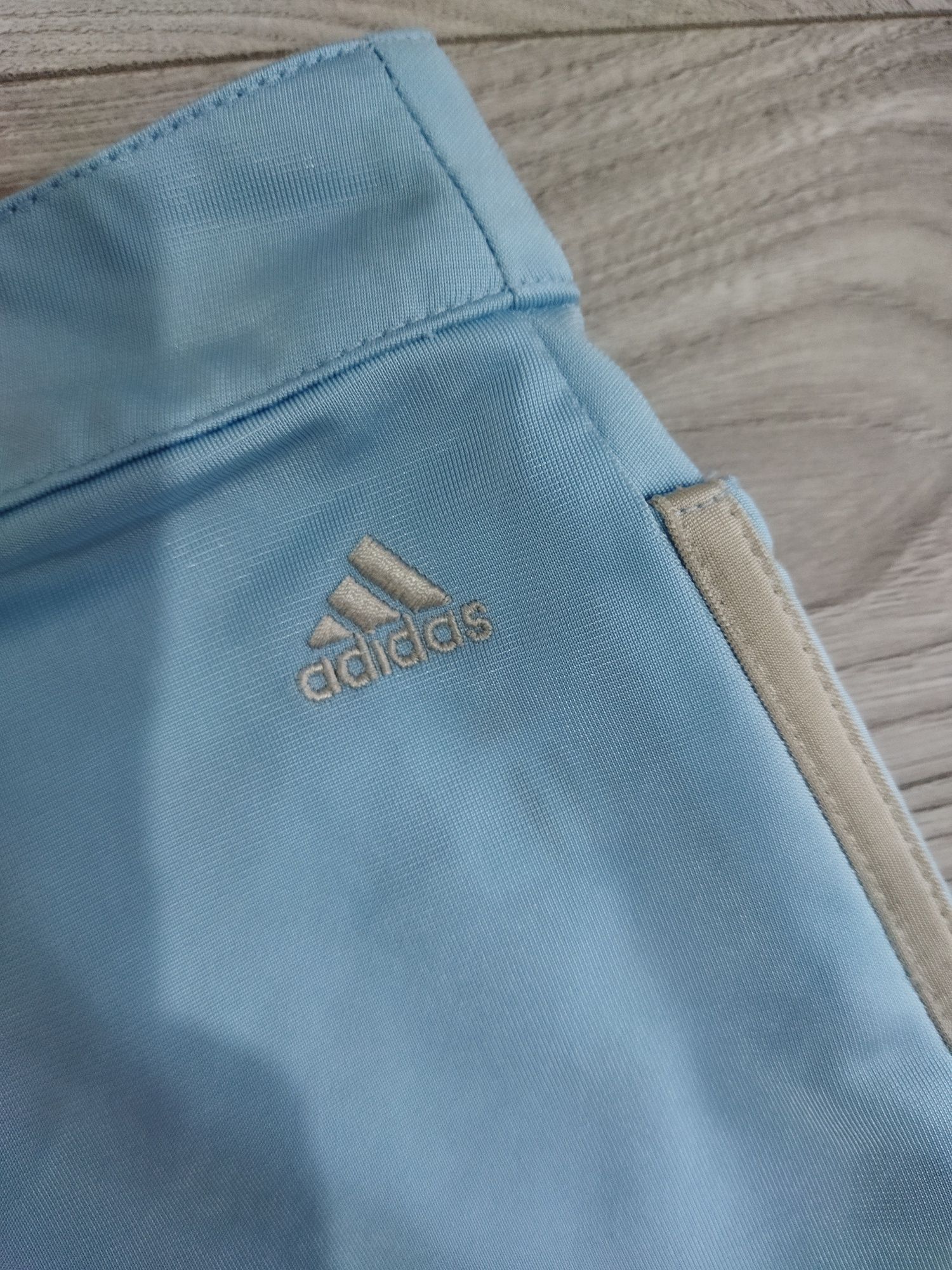 Pantaloni scurți bleu sport originali Adidas mărimea S 36