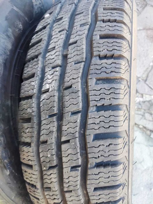 Зимние шины 195 R14C 106/104R