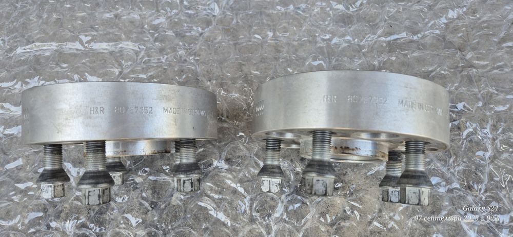 Дистанционни фланци 5х120 H&R 80757252