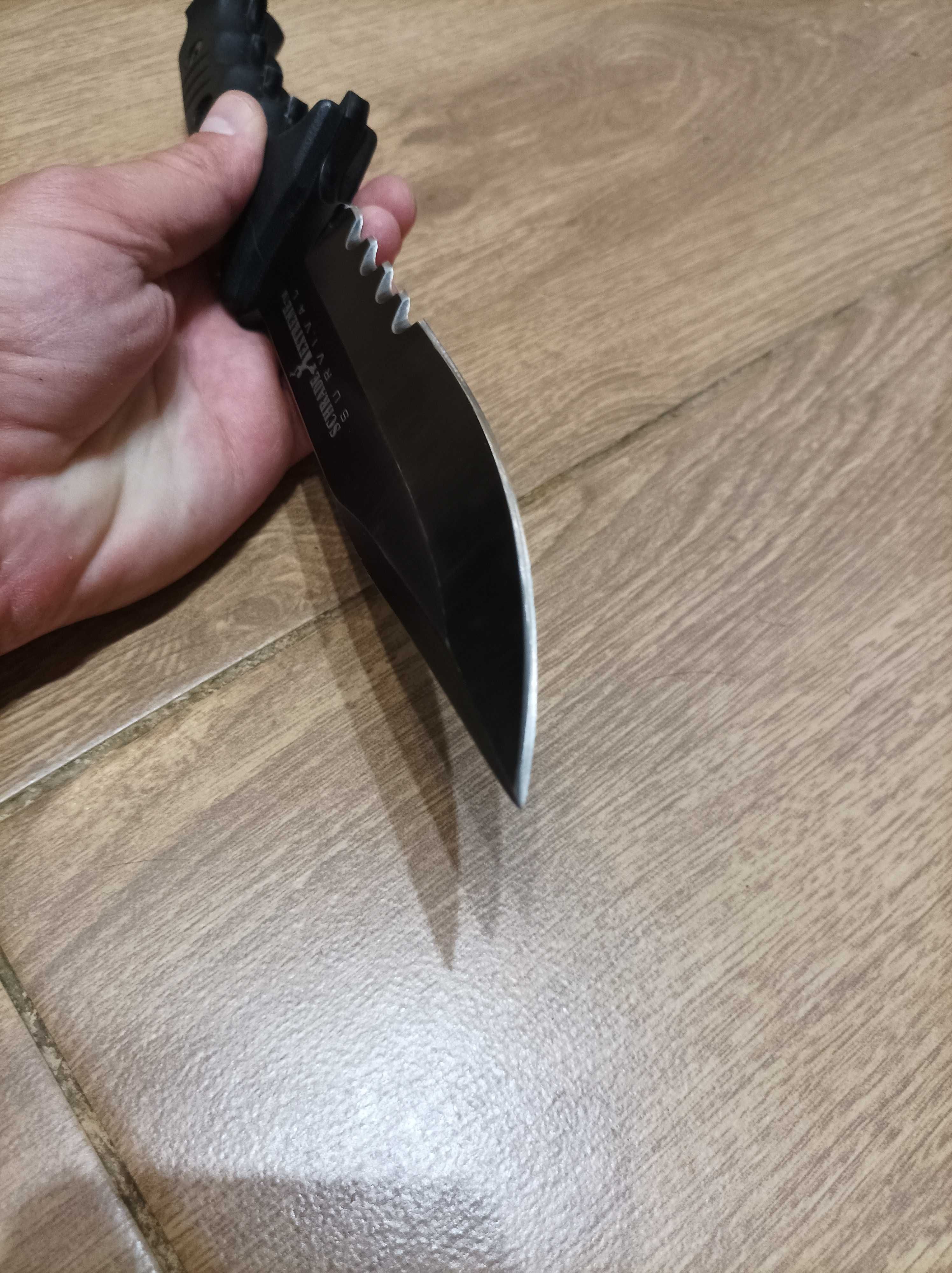 Тактически / ловен нож Schrade Extreme Survival SCHF3