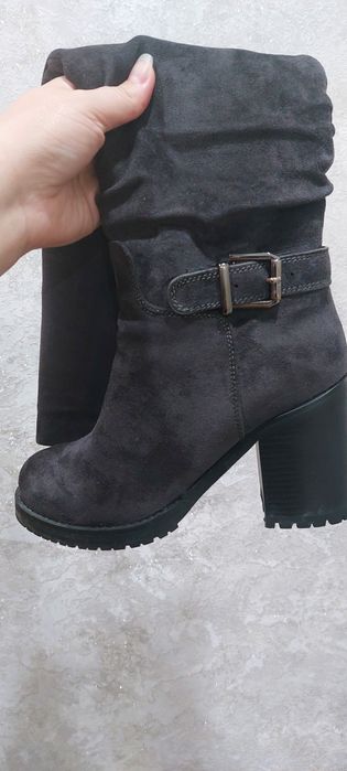 Сапоги женские новые