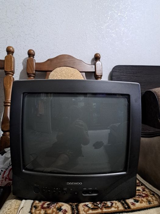 Телевизоры "Okira", "Daewoo"