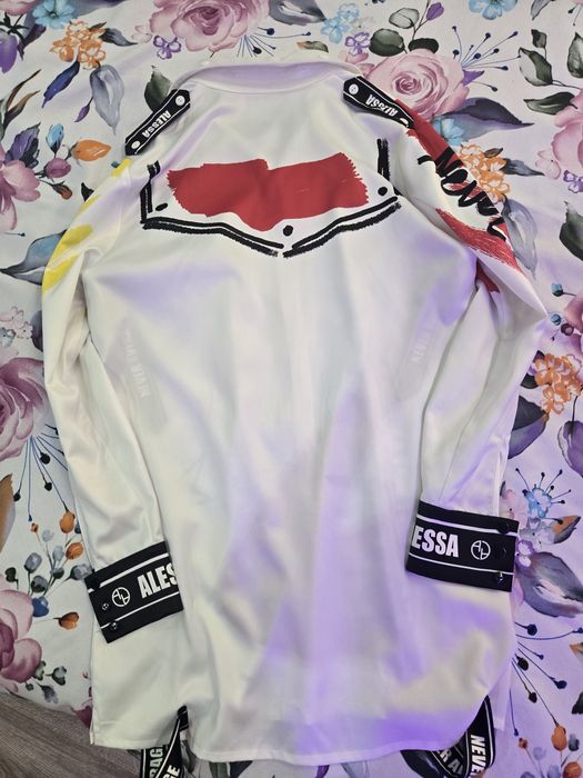 Елегантна дрехи Алеса