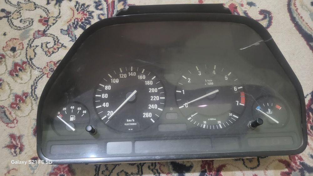 Приборный панель от бмв е34 2.5