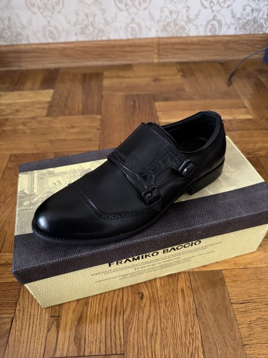 Продам новые кожаные туфли (38 размер)