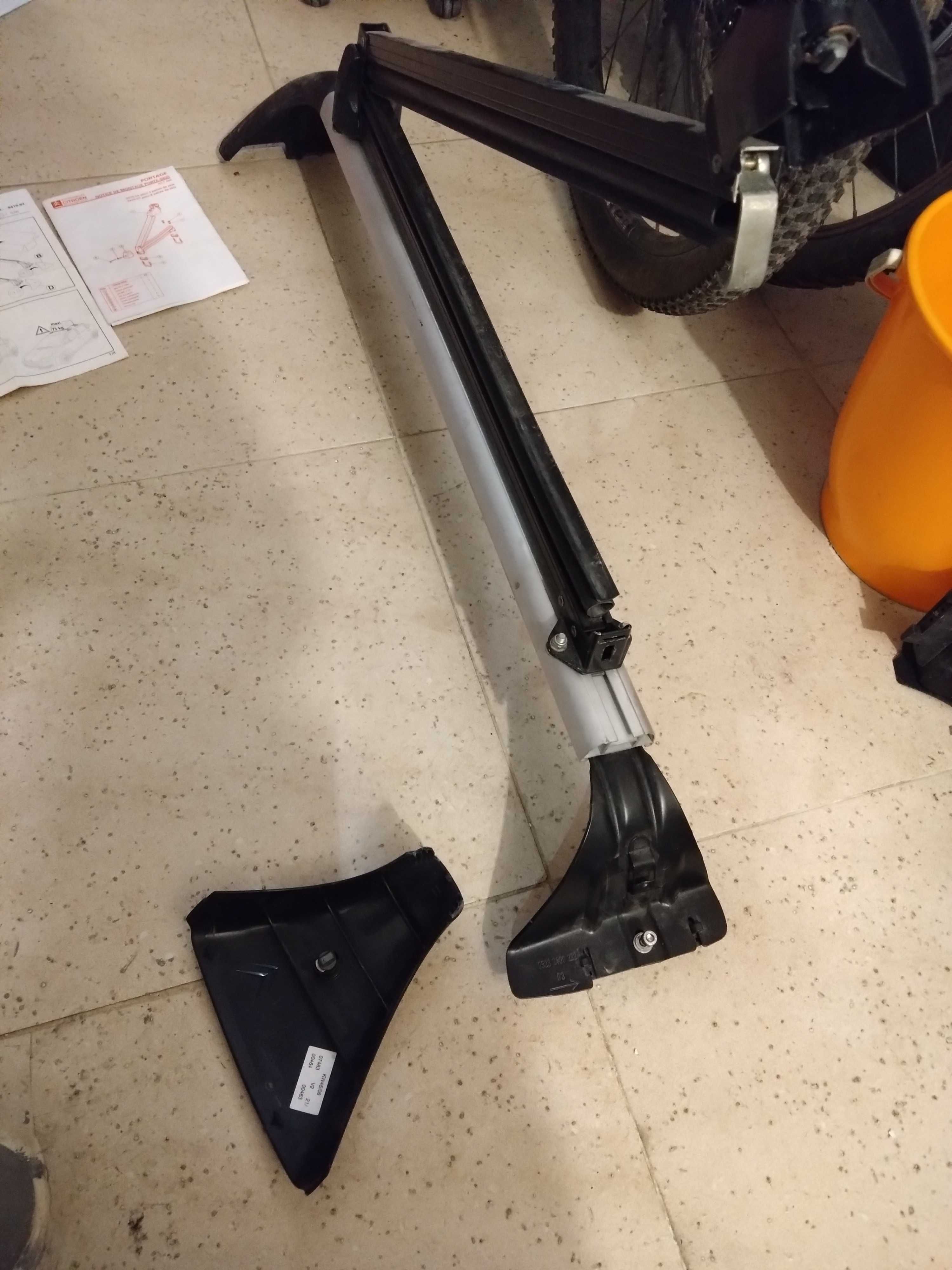 Греди за багаж и открит багажник за ски Citroen C4 Hatchback 2004-2010