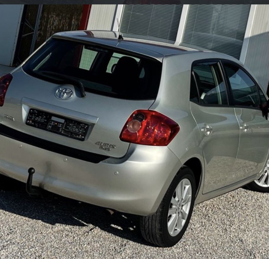 Оригинални!!! Стоп за тойота Toyota Auris 1,6 I / 2010/ ляв/ десен