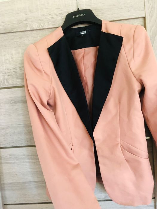 Дамско сако С размер