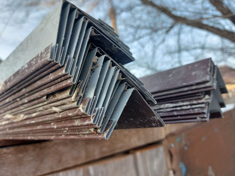 Уголок для карниза,доборка