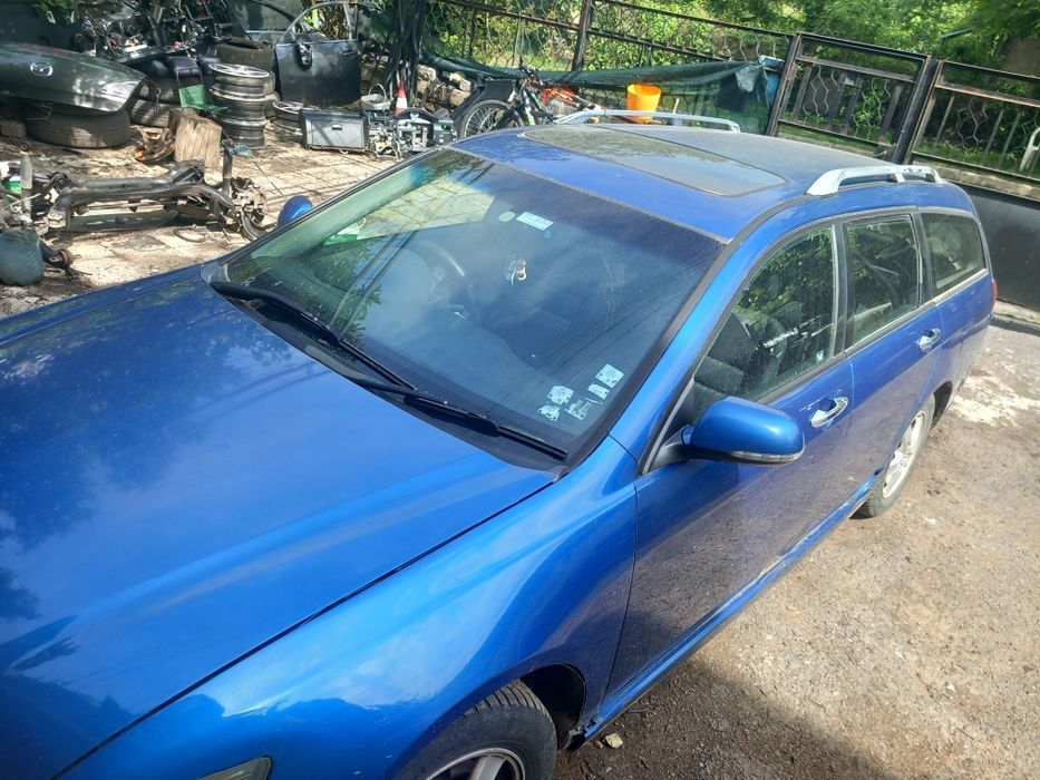 Хонда акорд 2003г. Бензин 150 коня на части