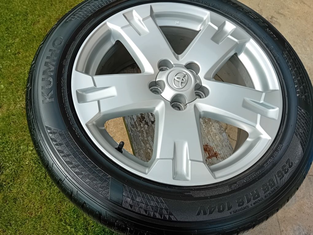 Летни гуми с джанти 18" за  Toyota RAV4