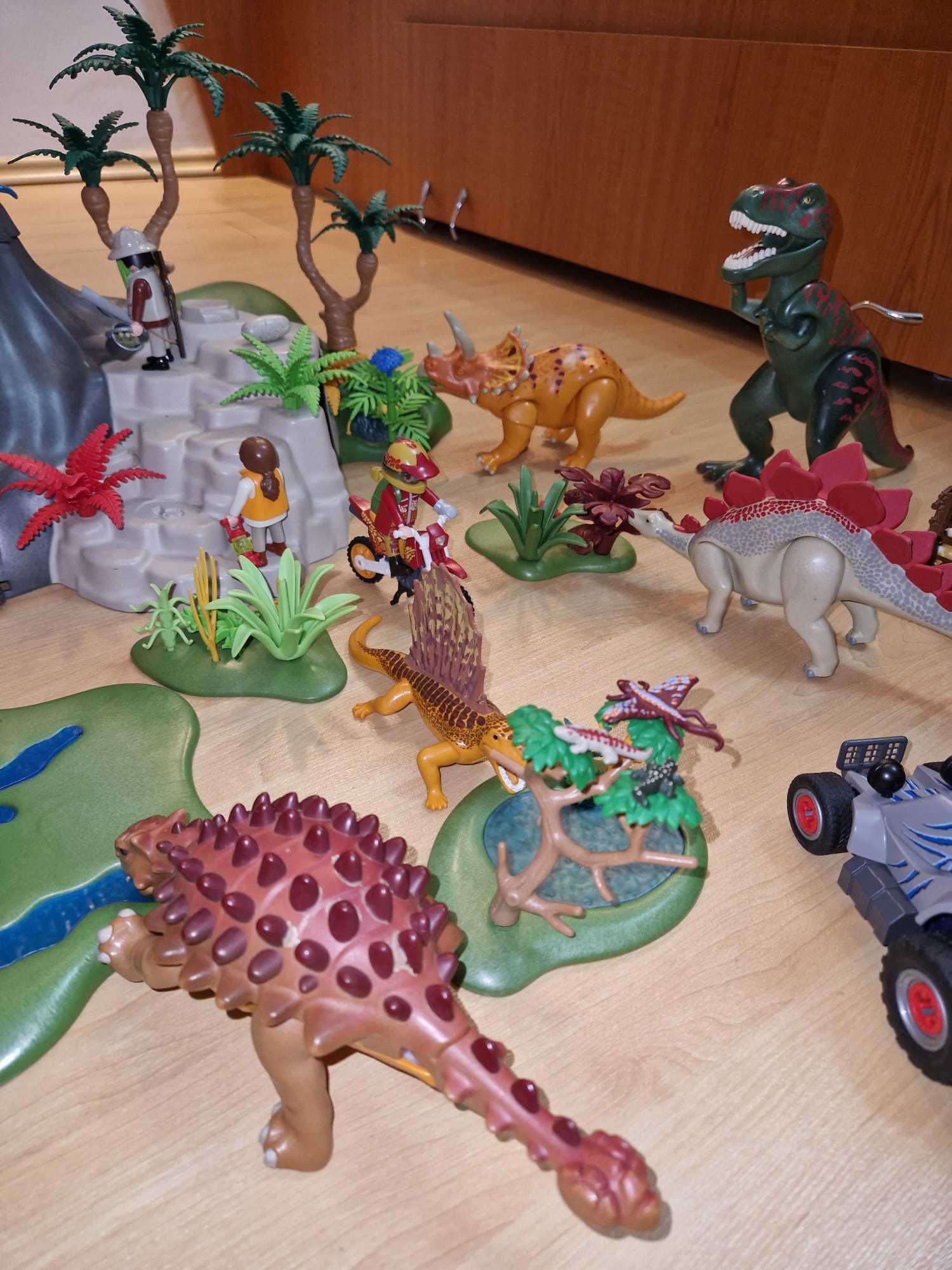 Playmobil lumea dinozaurilor