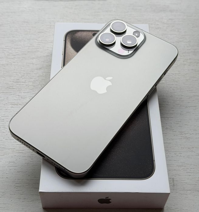 Гаранционен iPhone 15 Pro Max 256 Gb Natural Titanium