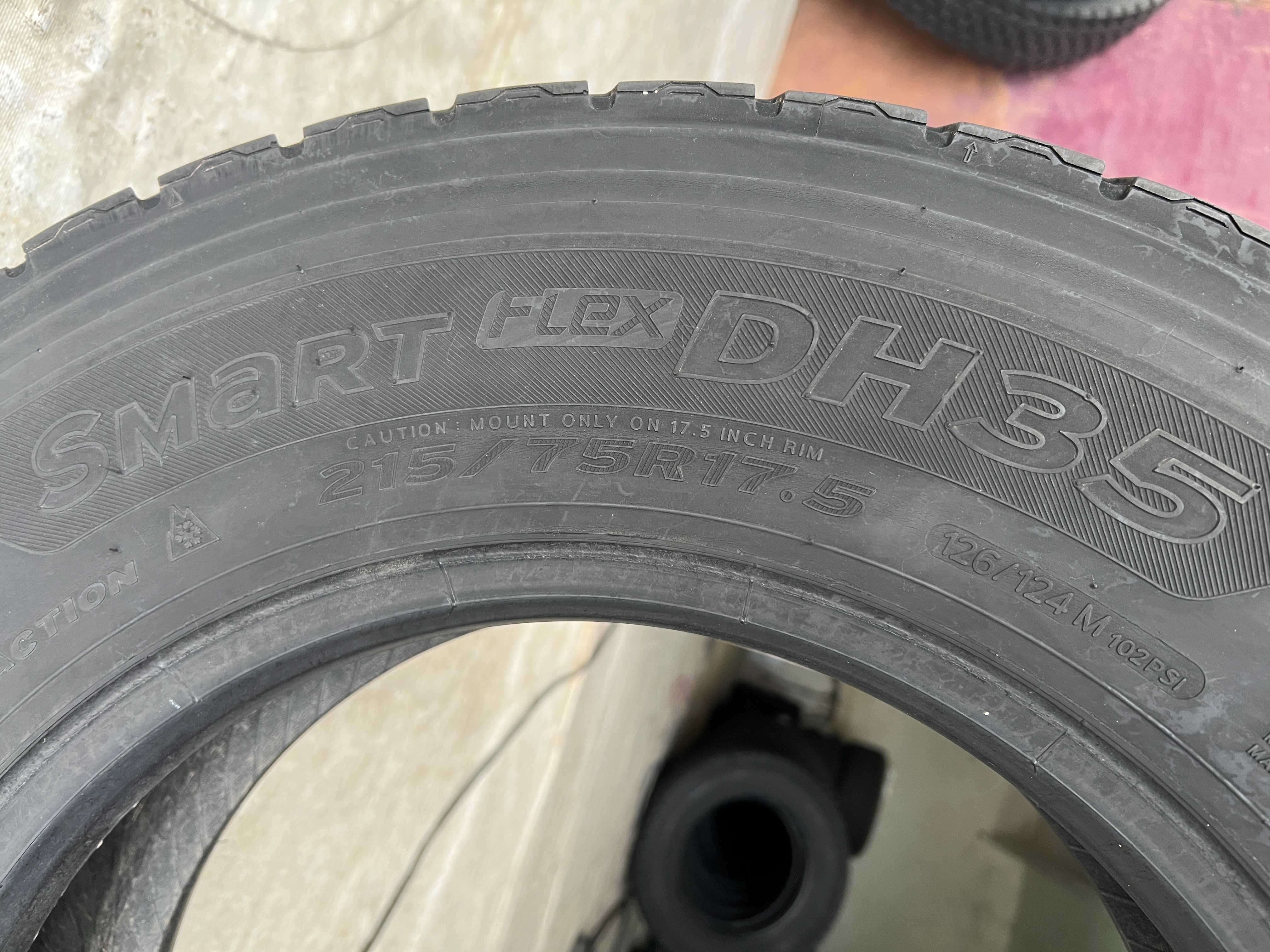 1 тежкотоварна гума 215/75R17.5 Hankook SmartFlex DH35 126/124M M+S