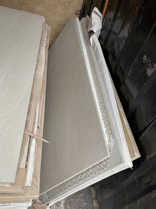 Gresie la jumătate de preț interior/exterior